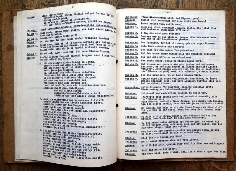 1947 Manuskript der Aufführung "Die Geisha" im Flüchtlingslager Oksboel Daenemark